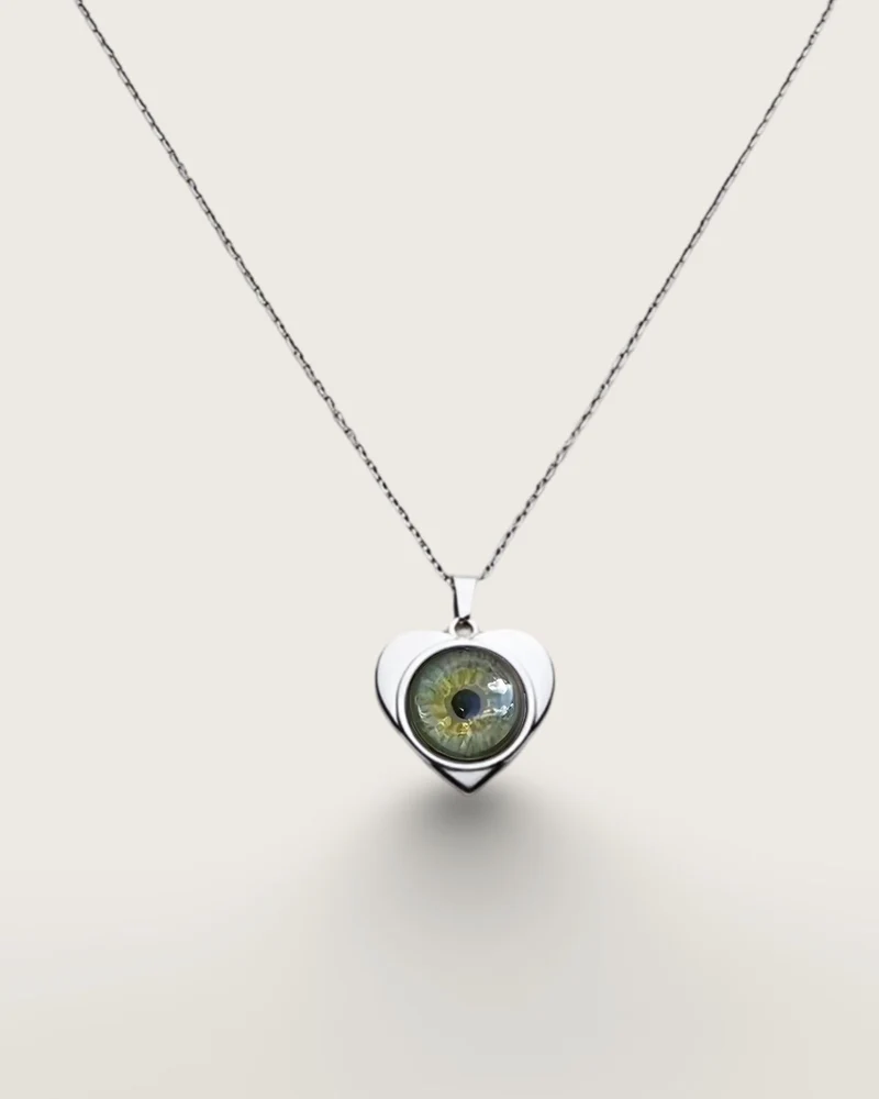 Collar Feyral Love - Personas