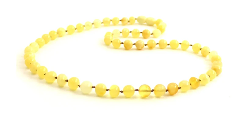 Collar adulto lechoso pulido ámbar natural