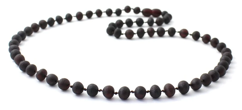 Collar adulto negro cereza ámbar sin pulir