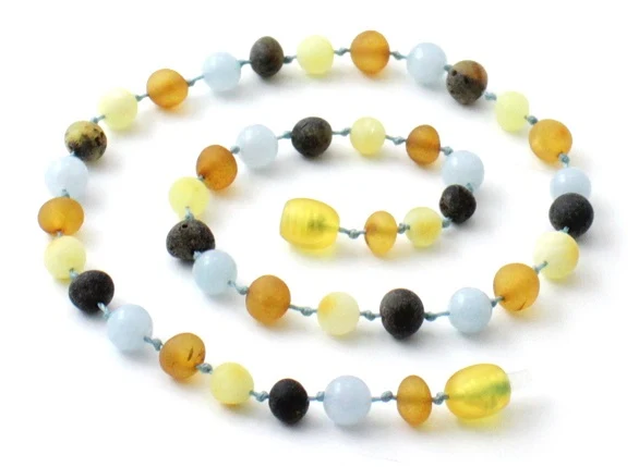 Collares de ámbar báltico y aguamarina azul