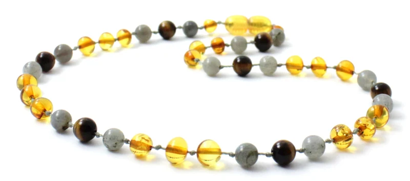 Collares de ámbar y labradorita para niños