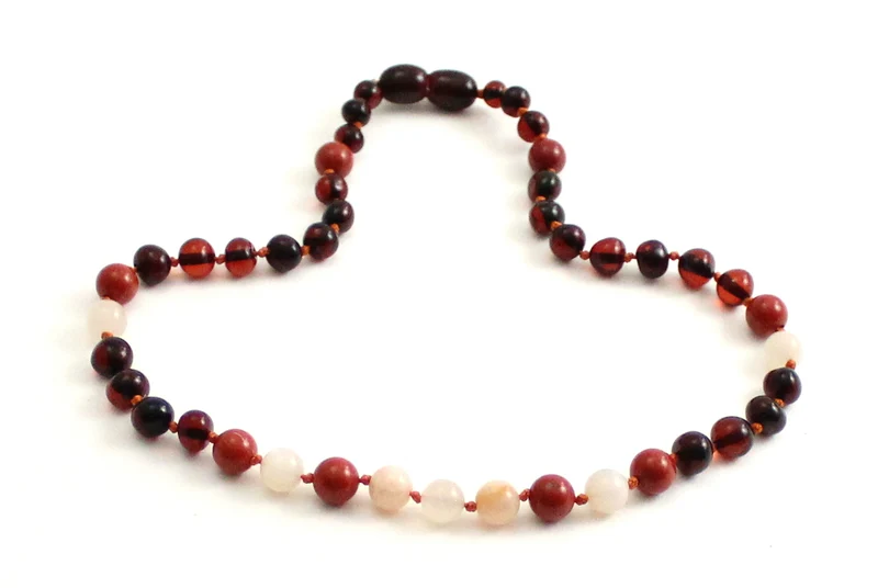 Collares de piedras preciosas de ámbar y jaspe rojo