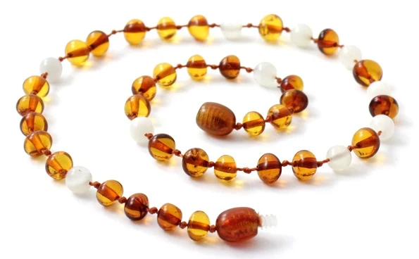 Collares de ámbar báltico y piedra lunar