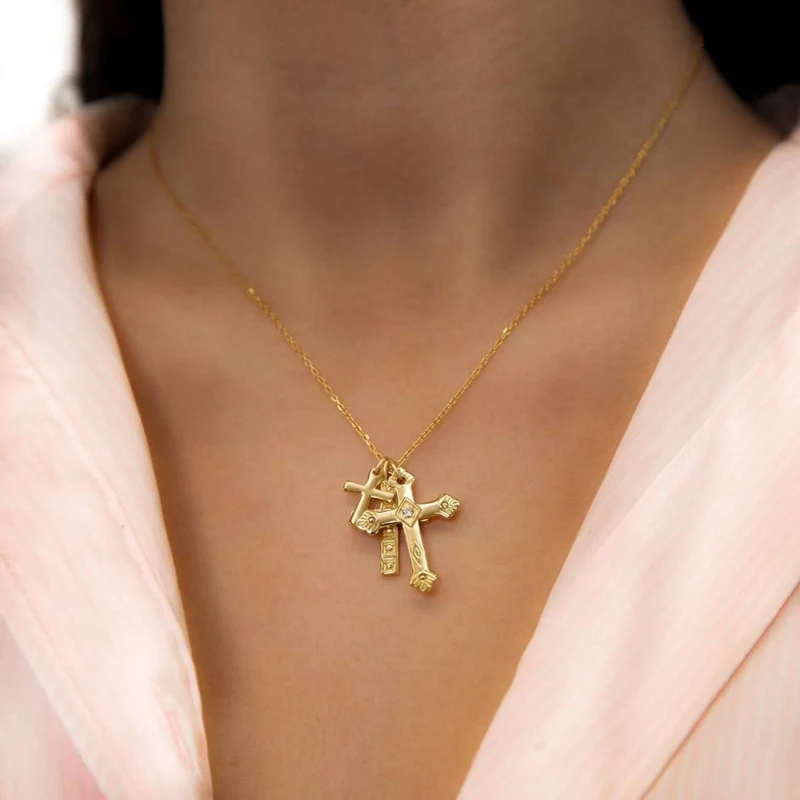 Collar 3 Cruces