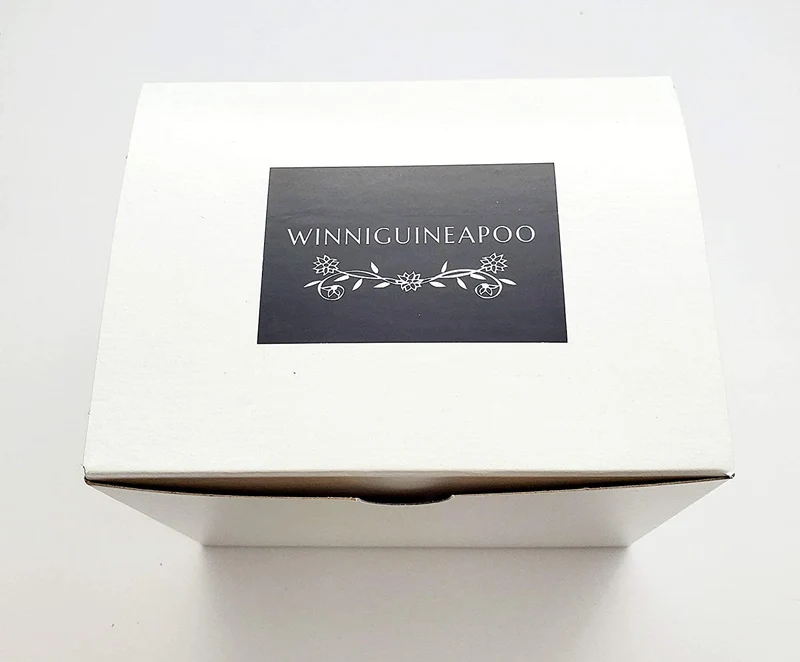 Winniguineapoo juguete para conejo cupcake juguete de cobayas accesorio de animales pequeños, regalo de chinchilla para mascotas pequeñas, hecho a mano en los Estados Unidos.