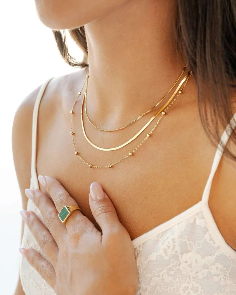 Collar Petra