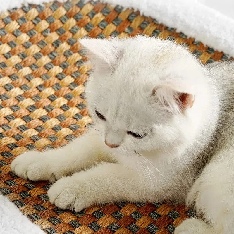 Lit pour chat luxueux avec griffoir intégré