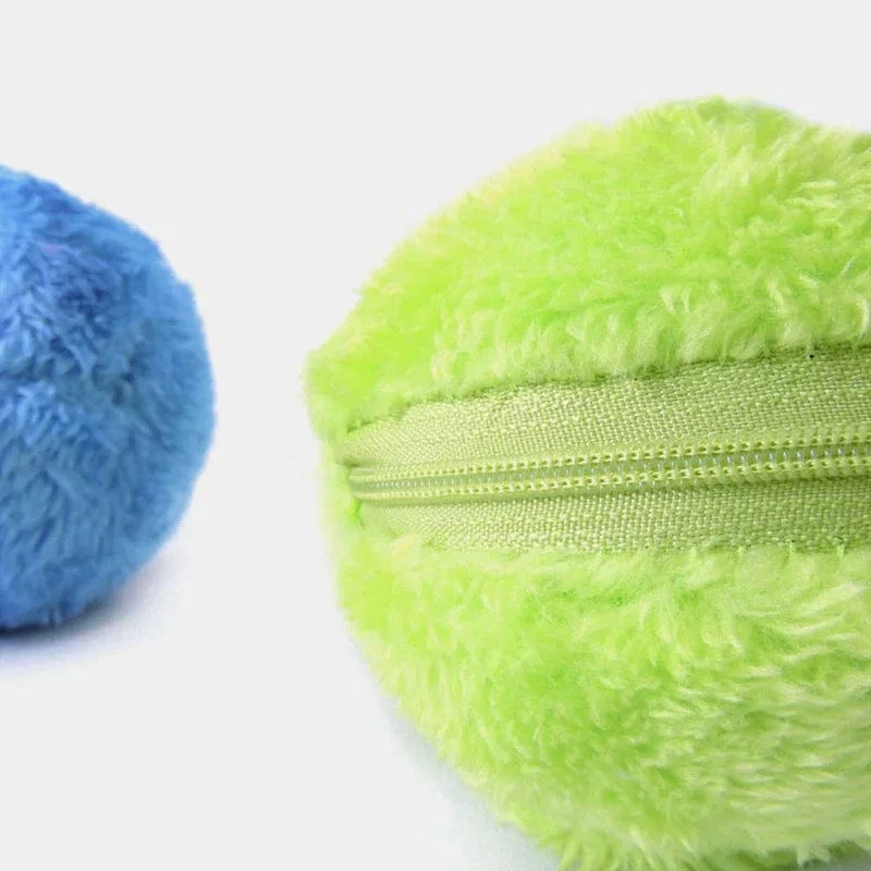 Ballon interactif auto-roulant pour chiens