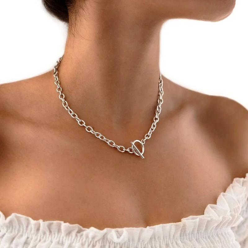 Collar Crossed