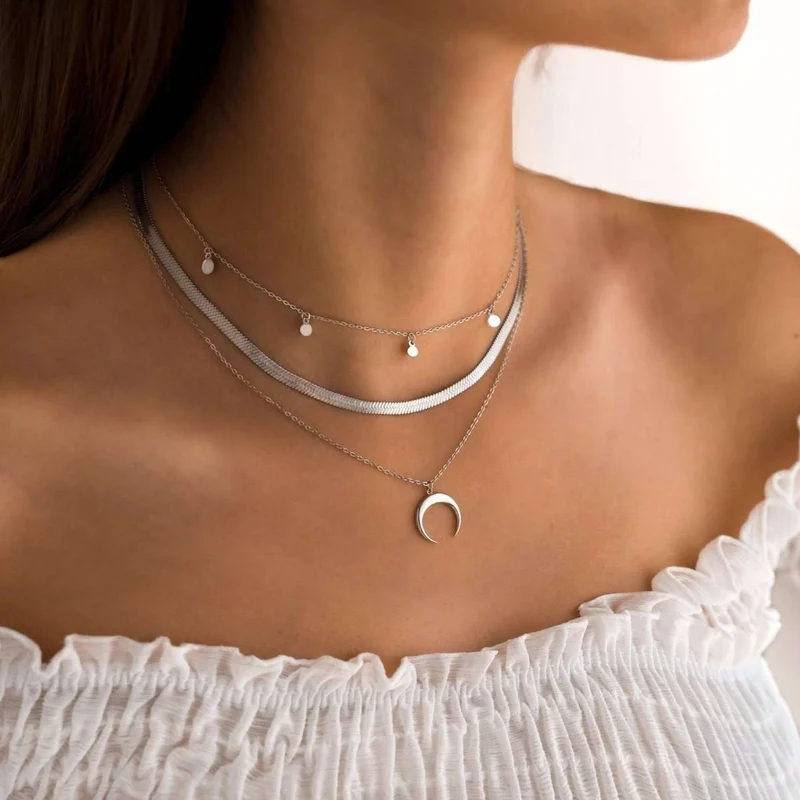 Collar Moon
