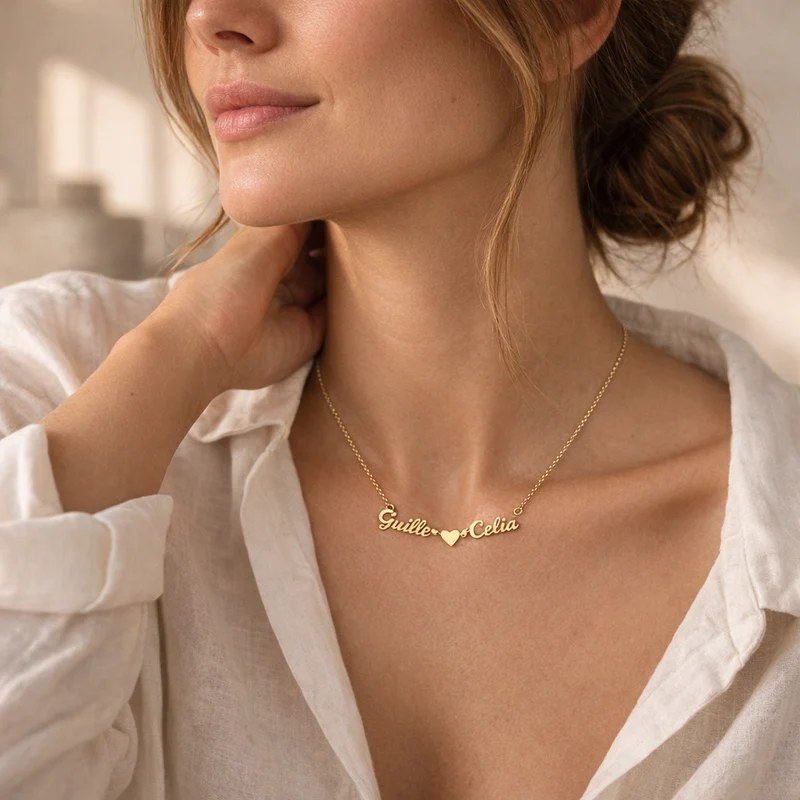 Collar Corazón de Oro con Nombre Grabado