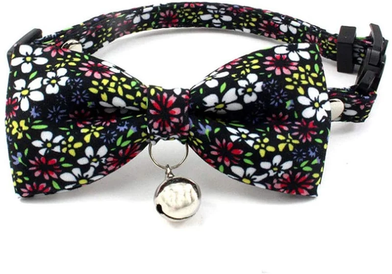 PetFavorites - Collar con pajarita para gato con campana - Accesorio para ropa de cachorro y gatito con flores, ajustable y hecho a mano.
