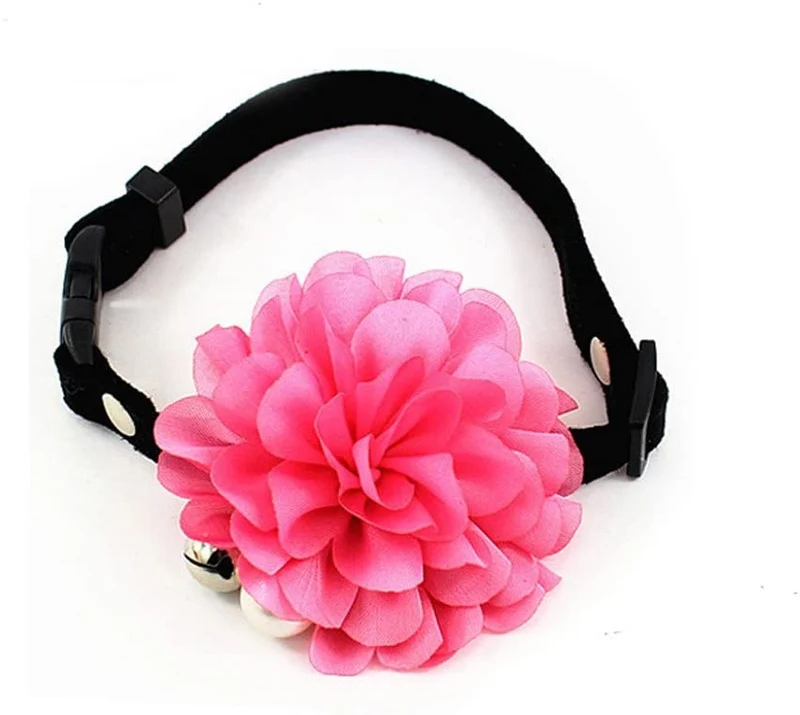PetFavorites - Collar de corbata para mascotas, gato con colgante de campana, para mascotas, gatos