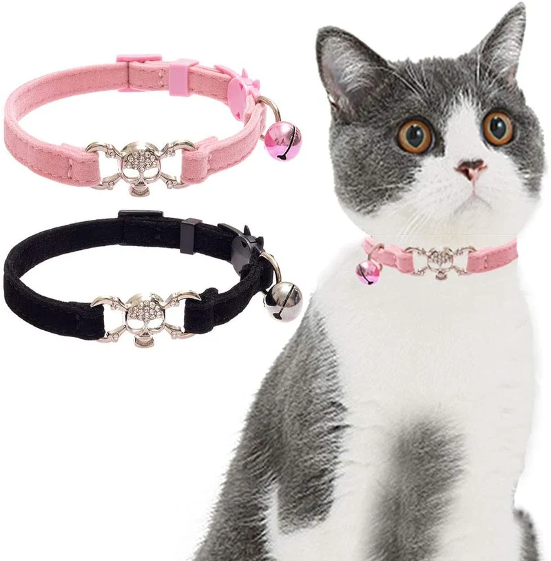 KOOLTAIL - Collar para gato con diseño de calavera con campana, 2 collares para mascotas con hebilla de seguridad, accesorio para gatos, gatitos, color negro y rosa