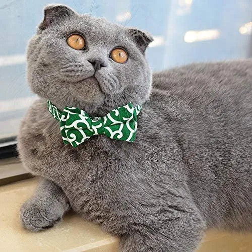 M-YOUNG Collar para gato con campana y pajarita, collares de seguridad ajustables para cachorro de gatito (6.7 in a 10,8 pulgadas)