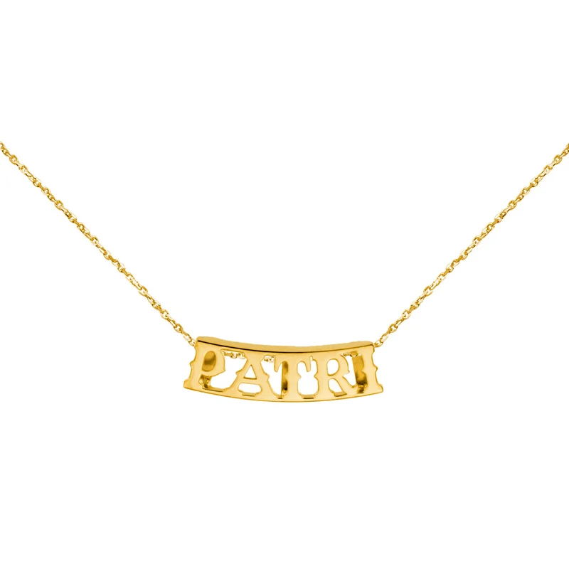 Colgante Castellano de Oro 18K con Nombre Grabado