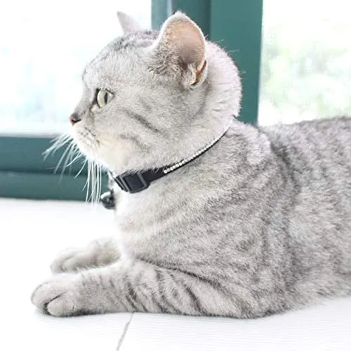 DAIHAQIKO - Collar para gato con campana, ajustable, diseño de gatitos