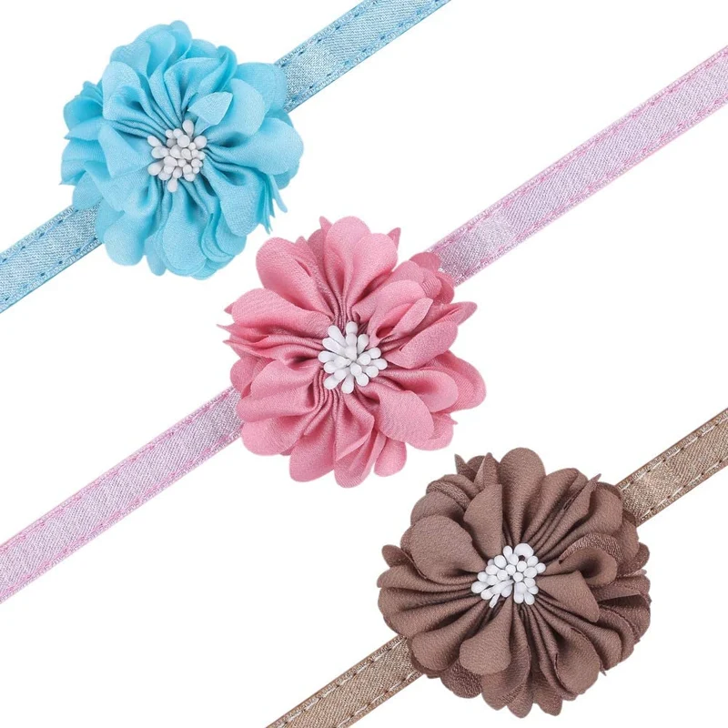 PUPTECK 3 collares de piel para gatos con campana y flor extraíble, collares de seguridad ajustables lindos y suaves para gatos y animales pequeños mascotas, color rosa, verde, dorado