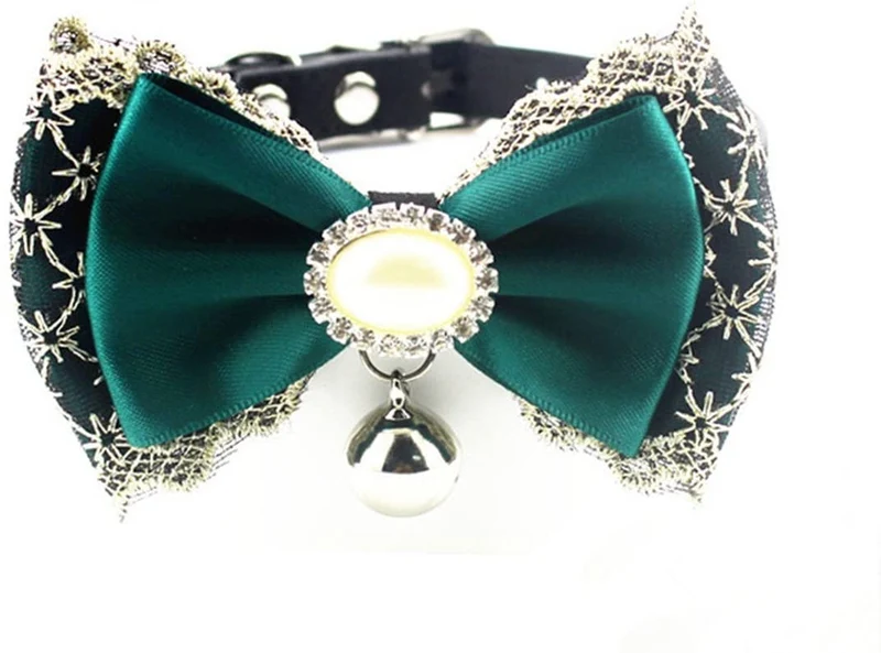 Cocopet - Collar de lujo hecho a mano con pedrería japonesa con colgante de campana para gatos disfraz de niña, color rosa (XS)