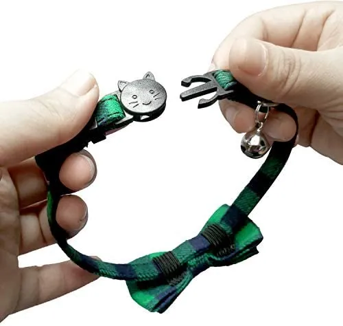 KUDES - Juego de 2 collares para gato con pajarita y campana para gatitos y algunos cachorros, ajustable de 7.8 a 10.5 pulgadas