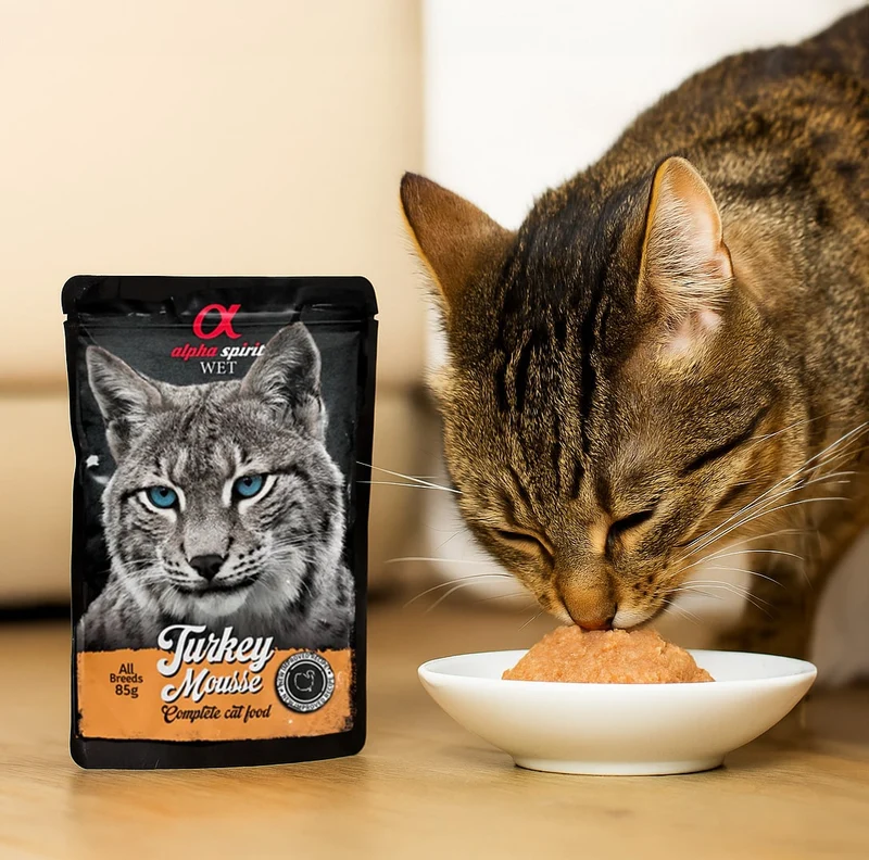 Alpha Spirit Cat Pouch Mousse de Pavo 85g