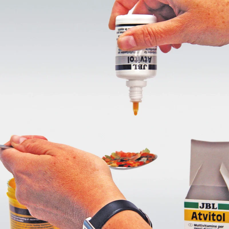 JBL Atvitol 50 ml | Multivitaminas con Aminoácidos Esenciales para Peces Ornamentales | Previene Enfermedades y Fortalece el Sistema Inmunitario