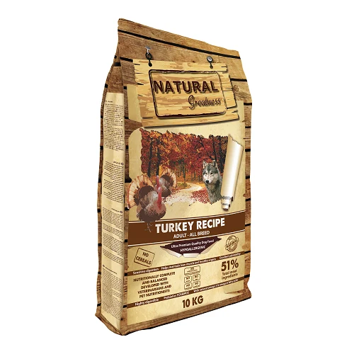 Natural Greatness dog Pavo